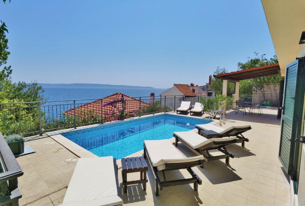 Villa Rastichi Amazing Seaview Трогир Экстерьер фото