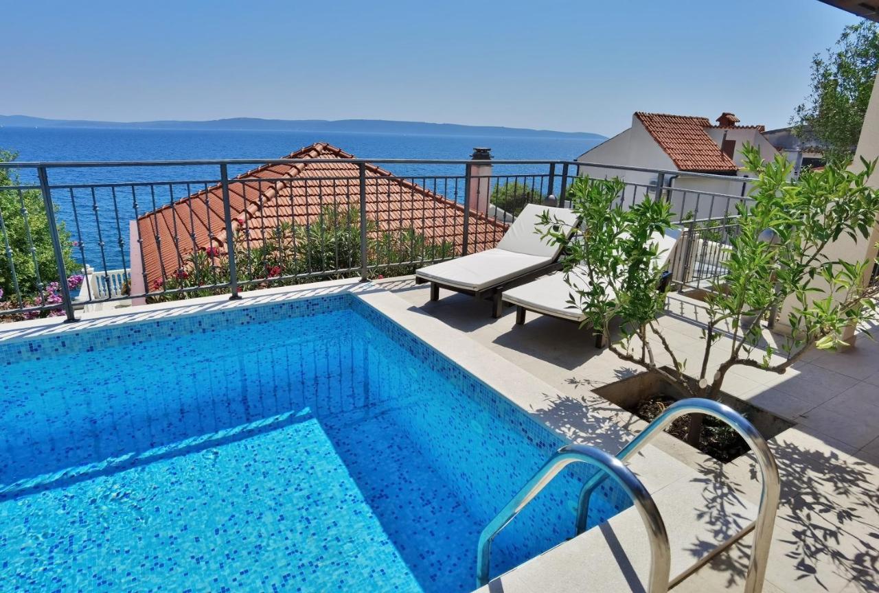 Villa Rastichi Amazing Seaview Трогир Экстерьер фото